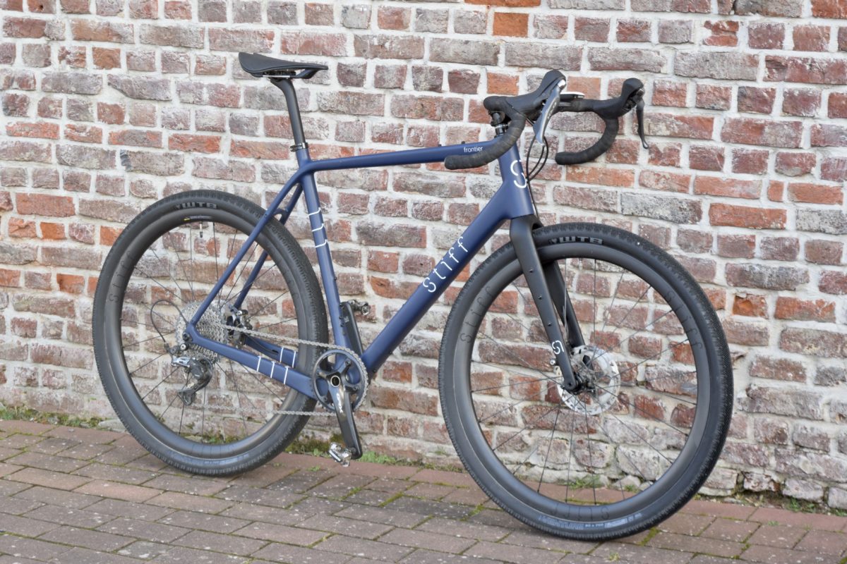 Montage vélo gravel frontier II Stiff Bicycles